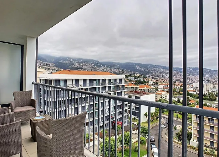 Gemini By Lovelystay Apartament Funchal (Madeira)